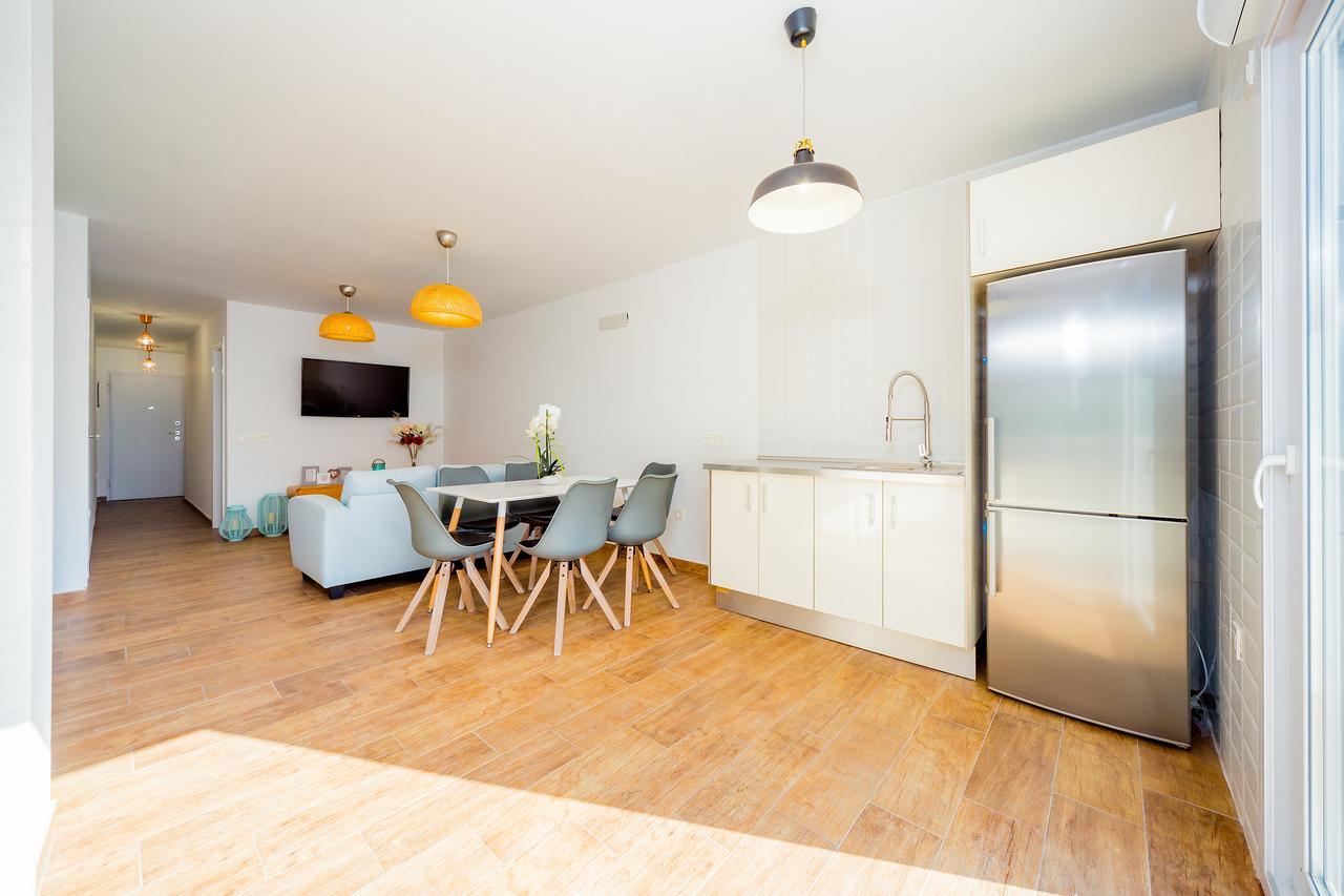 Apartamentos El Abuelo ตอร์เรเวียคา ภายนอก รูปภาพ